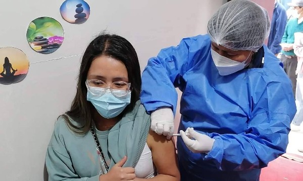 Coronavirus en Perú: Vacunación a jóvenes mayores 18 años iniciaría la próxima semana