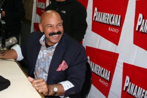 Oscar D’León podría recuperar la visión de su ojo izquierdo
