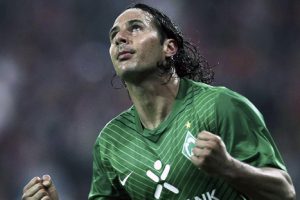 Pizarro se quedaría en la ‘Bundesliga’