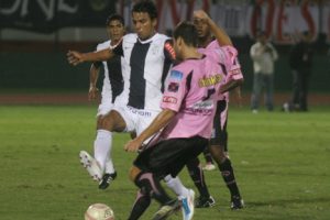 ‘Íntimos’ se juegan el todo por el todo contra ‘Chalacos’