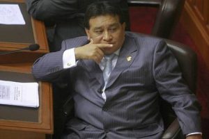 Parlamentario José Luna habría financiado campaña de revocatoria contra alcaldesa Villarán
