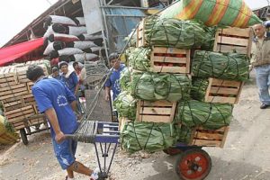 Comerciantes de La Parada inician huelga de 72 horas