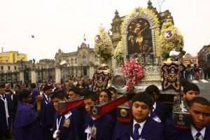Indeci te recomienda que hacer y que no durante el recorrido del Señor de los Milagros