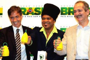 VIDEO: Esta es la ‘carixola’, la vuvuzela brasileña para el Mundial de 2014