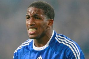Jefferson Farfán será sancionado por ‘berrinche’ con DT