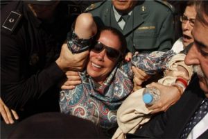 Cantante Isabel Pantoja fue condenada a dos años de cárcel por blanqueo de dinero – VIDEO