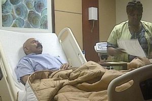 Oscar D’ León se recupera favorablemente luego de accidente