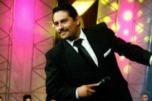 Yo Soy: Gilberto Santa Rosa deslumbró con versión de “Me volvieron a hablar de ella» – VIDEO