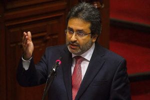 Gobierno investigará supuesto espionaje a políticos