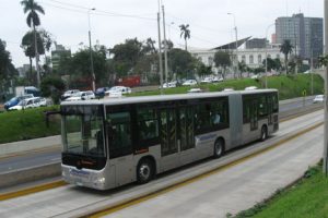 Metropolitano: suspensión de servicios y desvíos por feriado