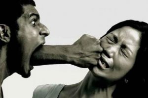 ¿Sabe por qué se celebra el Día de la NO Violencia contra la Mujer?