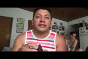 De película: compra un celular y le venden uno de … ¡ juguete! -VIDEO