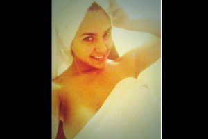 Vania Bludau reaparece en los medios con sensual fotografía