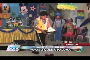 Truco de magia le sale mal a payaso y asusta a niños -VIDEO