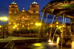 Plaza de Armas de Cuzco como una de las más hermosas del mundo