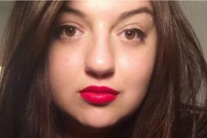 Conmovedora foto de joven que acepta su cuerpo como es causa conmoción