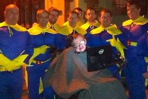 Joven celebró su despedida de soltero con Stephen Hawking