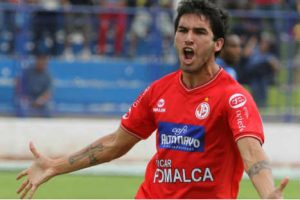 Descubre quién es el futbolista que quiere nacionalizarse peruano