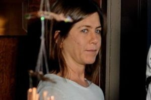 Increíble: actriz de hollywood impresiona con  look sin maquillaje
