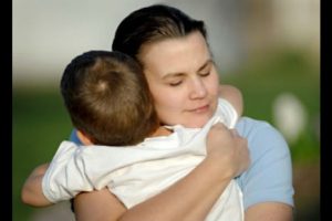 Mira los videos más conmovedores para las madres en su día