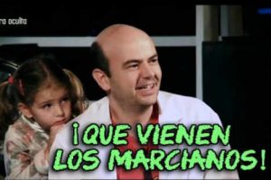 Mira la curiosa reacción de niños que creen estar frente a un extraterrestre