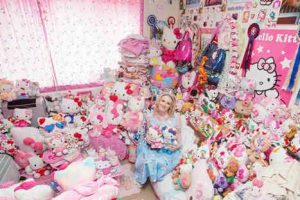 Conoce a la fanática número 1 de Hello Kitty
