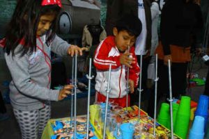 Niña se incrustó fierro mientras imitaba juego de ´Esto es Guerra´