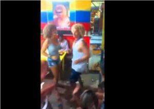 El ‘Pibe’ Valderrama causa sensación al bailar ‘Ras Tas Tas’ (VIDEO)