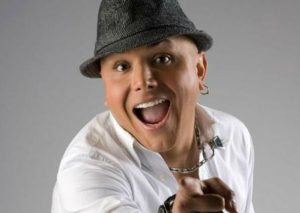 Carlos Cacho vuelve a las pantallas de la televisión peruana