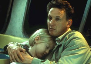 Mira el desaliñado look que luce la niña de la película ‘Mi Nombre es Sam’ (FOTOS)