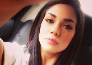 ¿Vania Bludau tiene nuevo pretendiente? (VIDEO)