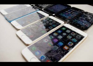 Ponen a prueba la resistencia de todos los Iphone’s creados. Entérate cuál fue el mejor (VIDEO)