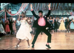 Mira el antes y después del elenco de la película ‘Grease’ (FOTOS)
