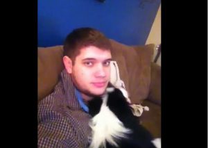 Mira de lo que fue capaz esta tierna perrita con tal de no ser delatada con su dueño (VIDEO)