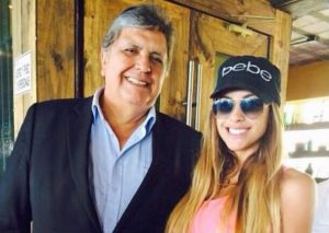 Milett Figueroa le dedica canción al expresidente Alan García (VIDEO)