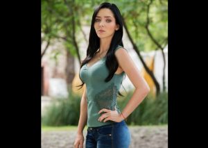 Ariadne Díaz sorprende con radical cambio de ‘look’ (FOTOS)