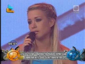 Leslie Shaw llora  al hablar de sus fotos íntimas (VIDEO)