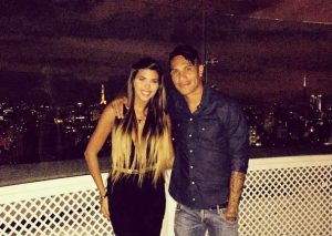 Alondra García Miró y Paolo Guerrero fueron captados besándose (VIDEO)