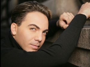 Filtran polémicas fotos de Cristian Castro
