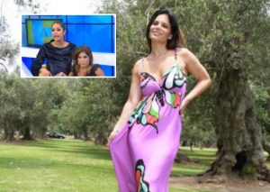 Sandra Arana sufre aparatosa caída durante programa en vivo (VIDEO)
