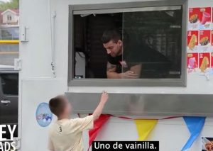 Así de fácil es secuestrar a un niño, no los descuides (VIDEO)