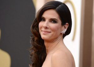 Sandra Bullock reveló que fue discriminada