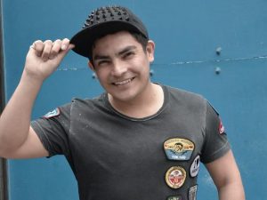 Erick Elera es captado muy cariñoso con…