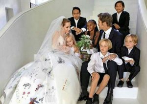 ¿Por qué los  hijos de Angelina Jolie se ríen de ella?