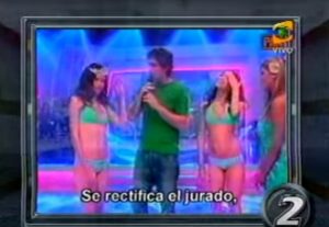Steve Harvey no fue el primero: Mira la ‘patinada’ de Cristian Rivero en concurso de belleza (VIDEO)