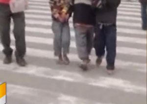 Cajamarca: Hermanitos caminaron tres horas para ver el nacimiento de Jesús
