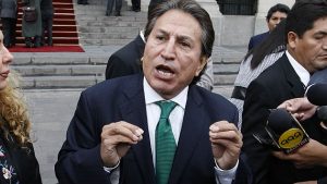 ¿Alejandro Toledo borracho en una entrevista? -AUDIO
