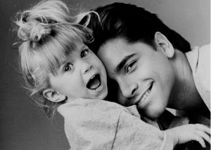 Tres Por Tres: John Stamos comparte tierno video con las gemelas Olsen