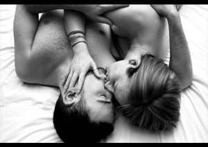 ¿Eres bueno/a en la intimidad? Esto es lo que tu pareja piensa de ti