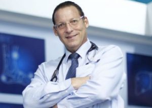 Dr. TV lució irreconocible en su nueva temporada (FOTOS Y VIDEO)